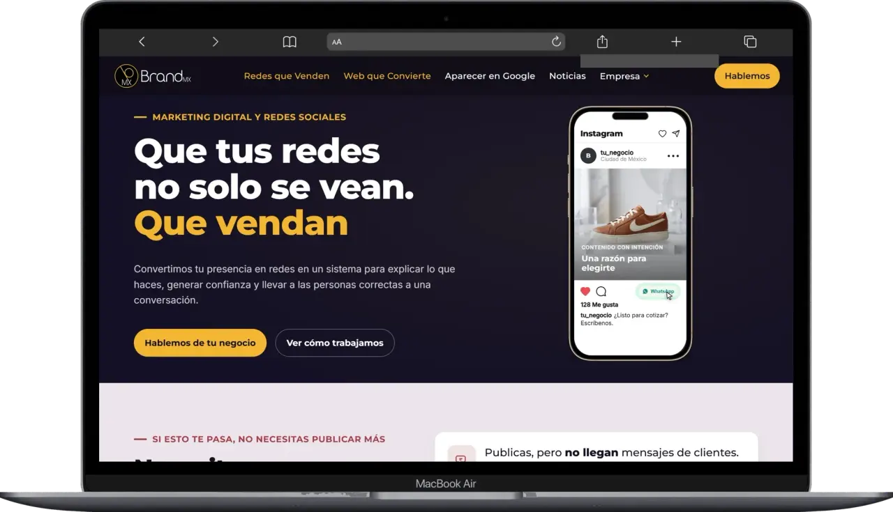 MacBook Air con un post de Instagram del tenis: el corazón se marca y después WhatsApp Business